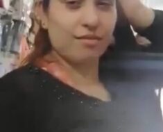 dir1twi0udwv Desi lady showing big boobs to shopkeeper 🔥🔥🛍️