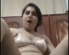 8rq8jtx05344 Desi girl masturbating suddenly someone call her full video🔥🔥