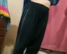 yohwyh9hdy14 Desi lady removing clothes🔥🔥