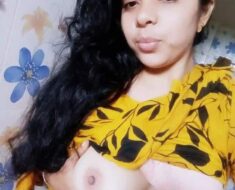 IMG 8 Beautiful Hot Bhabi Showing Her White Milky Boobs Press Video+Pics