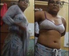 2gznjmxi6imq HORNY DESI SEXY 🥰 BHABHI FULL NUDE STRIPING 🔥VIDEOS COLLECTION