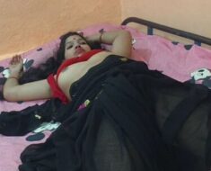 cskrlwldzesq Sexy Desi Wife Sona Bhabhi Wants to Kiss and Join to Hardcore Fucking With Hubby