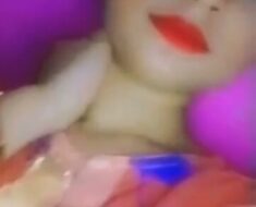 u4cyquwi8pw2 Desi girl showing boobs and pussy merge video 🔥🔥