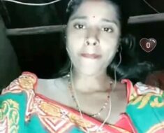 IMG 20230718 19433929 Riyaa showing her boobs on chamet live with face|| Must Watch