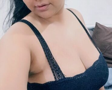 ohqajwtkmv8p Desi Beautiful Kerala Busty Horny Naughty Housewife Aunty Sexy Lingerie Dress Strip Full Nude Pics + Video