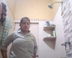 s9m7egvtmhxa Chubby tanker striping shirt in bathroom and showing