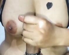 79bdgar6ad4v Desi Big Boobs Bhabi Giving Handjob And BoobsJob Until Cum