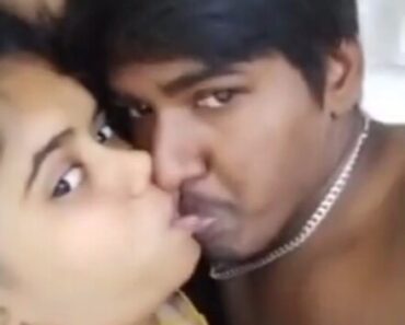 Tamil College Couple Kissing 7 f88vnampvfsh Tamil College Couple Kissing