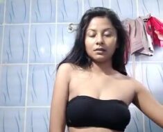 image.jpeg.166bee0feebb934ac5f3ade4d50c932c Extremely Sexy Indian Girl Showing in Bathroom 6 Clips
