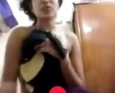 mw9sh2nik5hz Mallu Young Cheating Wife Showing On Vc With Ex Lover