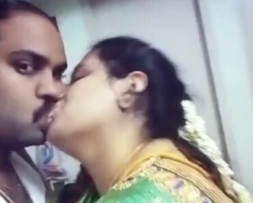 Tamil Hot Couple Kissing 4 nldihy4x0g89 Tamil Hot Couple Kissing