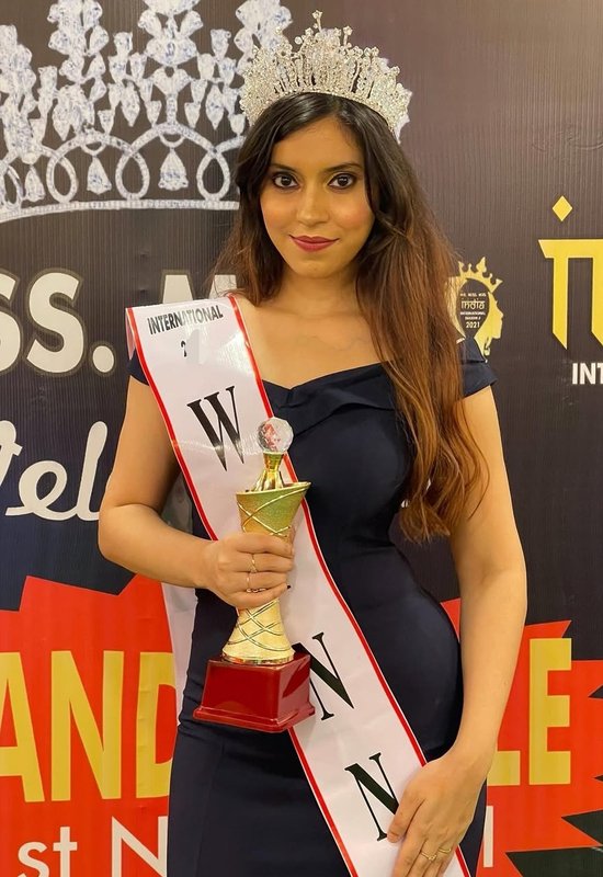 😍Miss Wanderlust Adrika Mukherjee Nude Famous Insta Model Most Requested App Exclusive NUDE with Full Face & Wet Boobs Super Seductive Swimming Pool Vdeos+Pics💦!! Don’t Miss