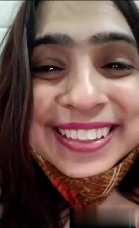 Shreya1765 Showing Boobs, Pussy & Asshole, Masturbating and Dancing Naked on StripChat Live ~ with Face