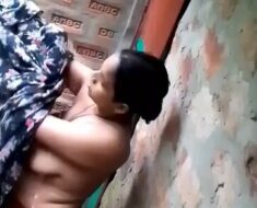 hyzrck1ecp8d Bhabi After Bath Changing