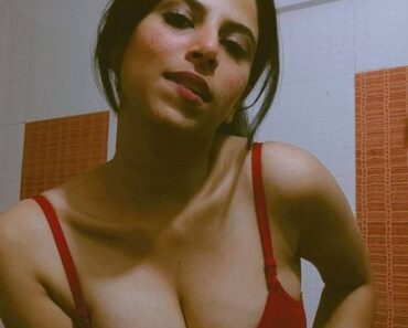 Beautiful Sexy Girlfriend Showing Hot Boobs Press Hard Striping Videos+Pics 7 1746095500 IMG 4 Beautiful Sexy Girlfriend Showing Hot Boobs Press Hard Striping Videos+Pics