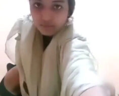 1vfuc6uy1ijn Hot babe riding
