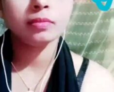 3exwaltt45kx MUSKAN. 707, from Bangladesh, Showing Boobs on Chamet Live ~ with Face