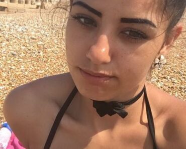 Beautiful UK Bristol Gf Showing Hot Boobs Fingweing Shaved Sexy Pussy Giving Blowjob Videos+Pics 4 IMG 19 Beautiful UK Bristol Gf Showing Hot Boobs Fingweing Shaved Sexy Pussy Giving Blowjob Videos+Pics
