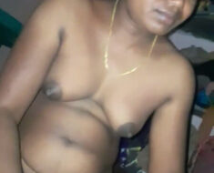 ceycpqy8vxcu Tamil wife blowjob