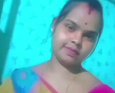 k1wayqa4l77o Married village bhabhi