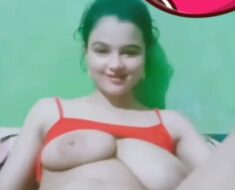r6qgenwtkrfg Mita XX from Bangladesh, Milking Uneven Boobs & Masturbating with Bottle on Chamet Live ~ with FACE