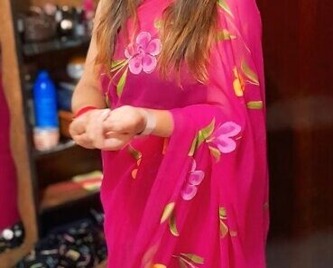 37oqx4mdcnnm Desi Beautiful Horny Naughty Housewife Milf Aunty Sexy Saree & Lingerie Full Nude Strip Homemade Modeling & Blowjobs HD Pics & Videos Collection Update