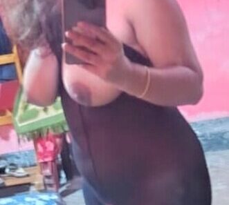 jds7omq6jo93 Desi Cute Very Beautiful Horny Naughty Submissive Girl Homemade Sexy Dress Strip Full Nude Show Selfie Pics Collection Update