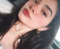 lkofv42jkq9r Horny girl taking cucumber inside