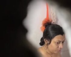 p2y3f3g1gxkc Bhabi in bathroom, Secretly capture