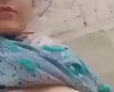 z2cg1qh9rgz5 Beautiful Horny Gf Fingering