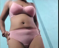 6830ye5ofxla Desi bhabhi changing panty