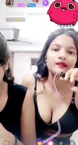 Alia Khan Friends Group Show On Chamet With Girls Taking Turns Showing Their Boobs 8 kl8mpzhc69x9 Alia Khan Friends Group Show On Chamet With Girls Taking Turns Showing Their Boobs